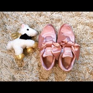 Puma Rihanna Bow Sneaker